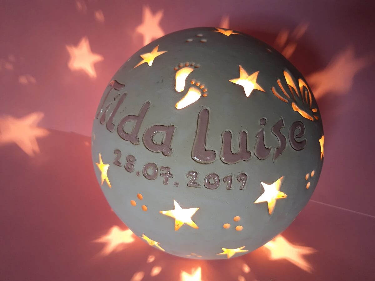Sternenkind_Tilda_Luise Leuchte mit Gravur für ein Sternenkind